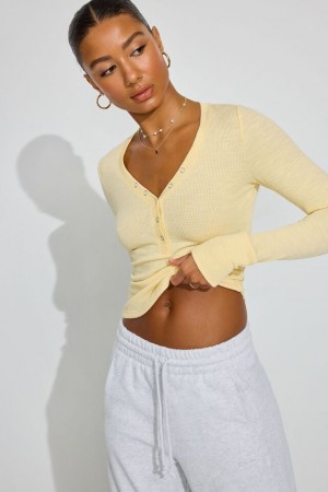 Garage Henley Women Long Sleeve Cream Yellow | A-8364905