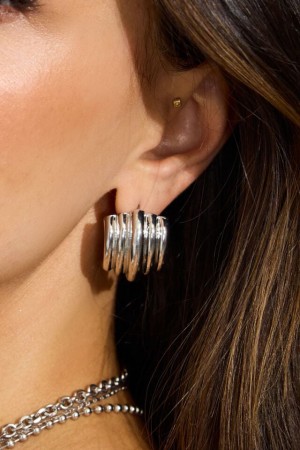 Garage Lined Curve Button Women Earrings Silver | A-9610753