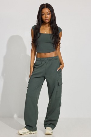 Garage Ultrafleece Cargo Women Sweatpants Dark Green | A-4630872
