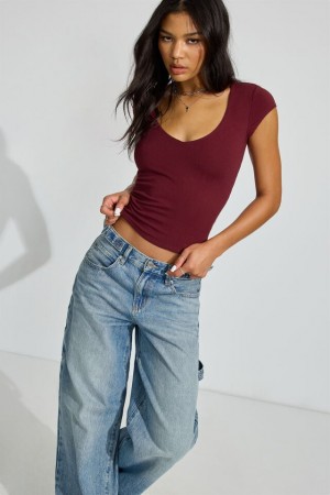 Garage V-neck Short Sleeve Women T Shirts Dark Red | A-9648035